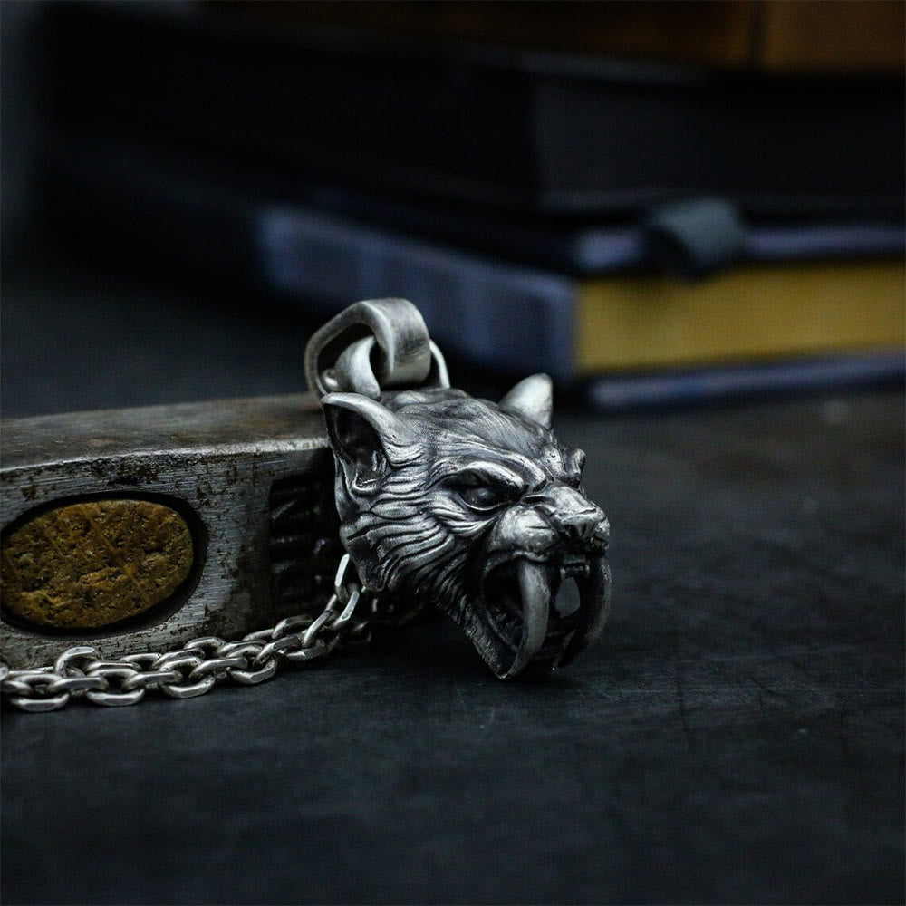 WorldNorse Wilde Säbelzahntiger-Halskette
