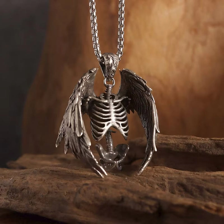 WorldNorse Halbkörper-Skelett-Knochenflügel-Halskette