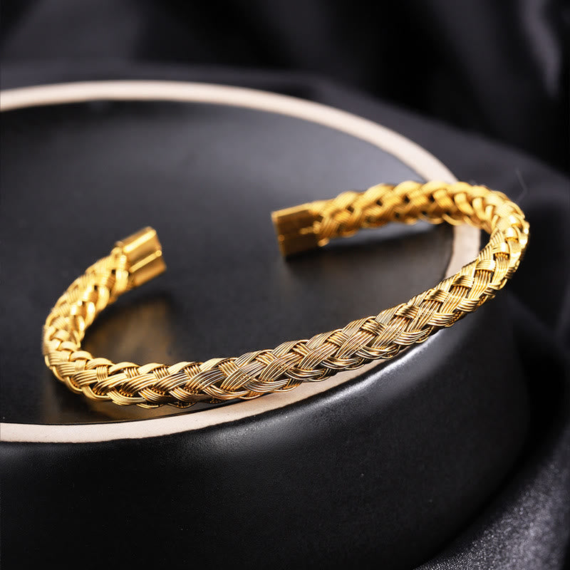 WorldNorse Geflochtenes Kabel-Manschettenarmband