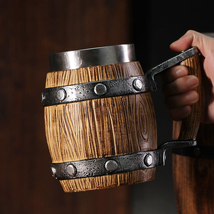 WorldNorse Bierkrug aus Kunstharz und Holz
