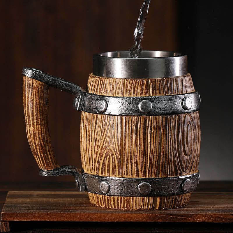 WorldNorse Bierkrug aus Kunstharz und Holz