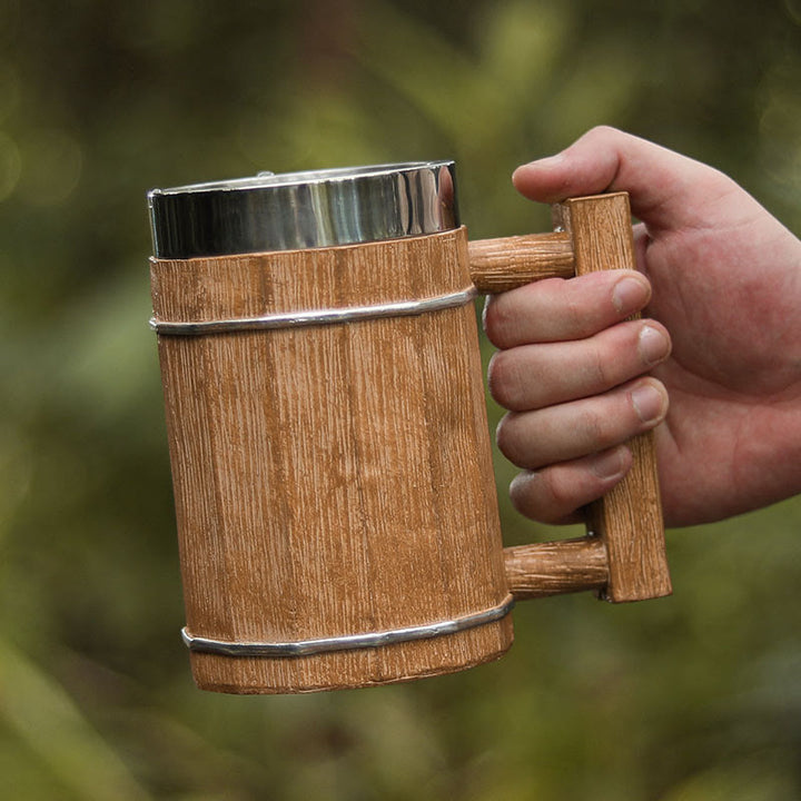 WorldNorse Tasse mit quadratischem Griff und Holzmaserung