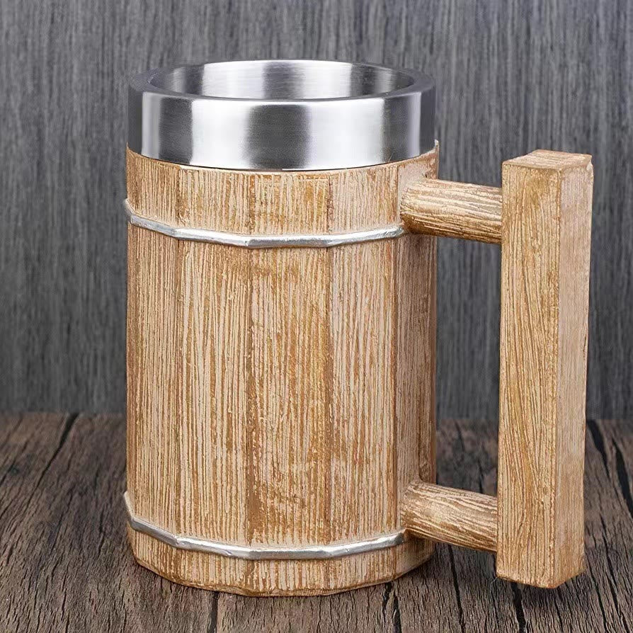 WorldNorse Tasse mit quadratischem Griff und Holzmaserung