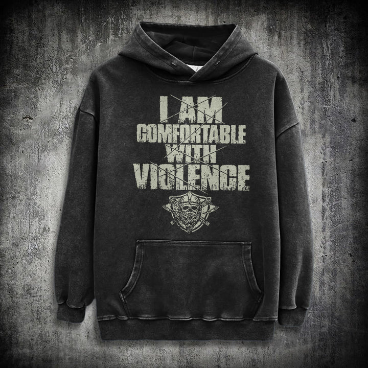 WorldNorse – Kapuzenpullover mit Aufdruck „I Am Comfortable With Violence“ - Schwarz - 3XL - image 0