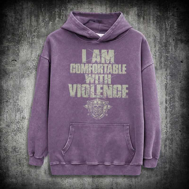 WorldNorse – Kapuzenpullover mit Aufdruck „I Am Comfortable With Violence“ - Lila - 3XL - image 32