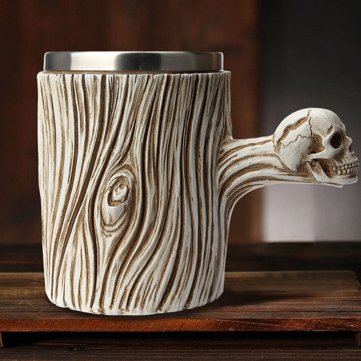 Tasse mit nordischem Baumschädel-Griff