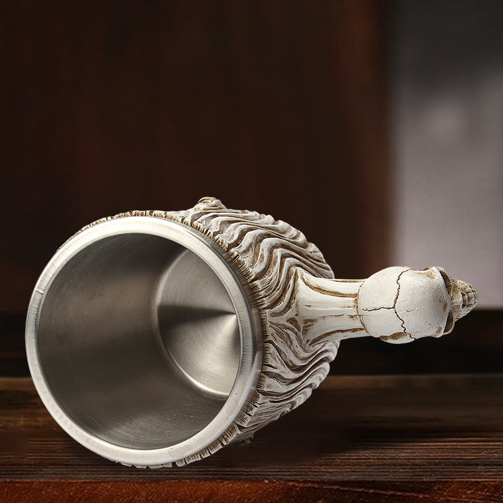 Tasse mit nordischem Baumschädel-Griff