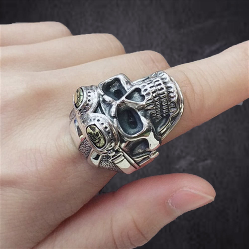 WorldNorse Totenkopf mit Pilotenglasring