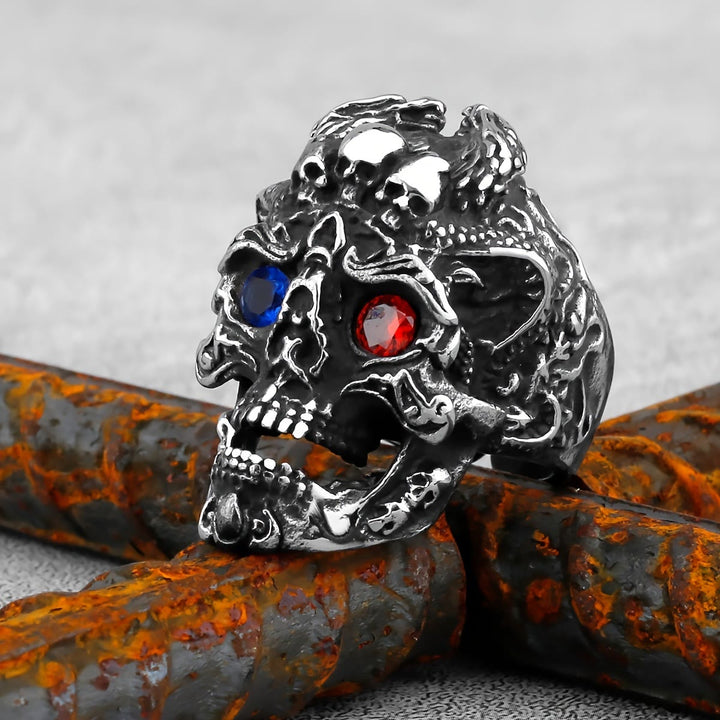 WorldNorse Edelsteinaugen Totenkopf Bikerring