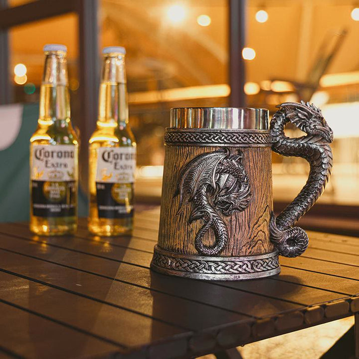WorldNordischer mythischer Drache Tasse