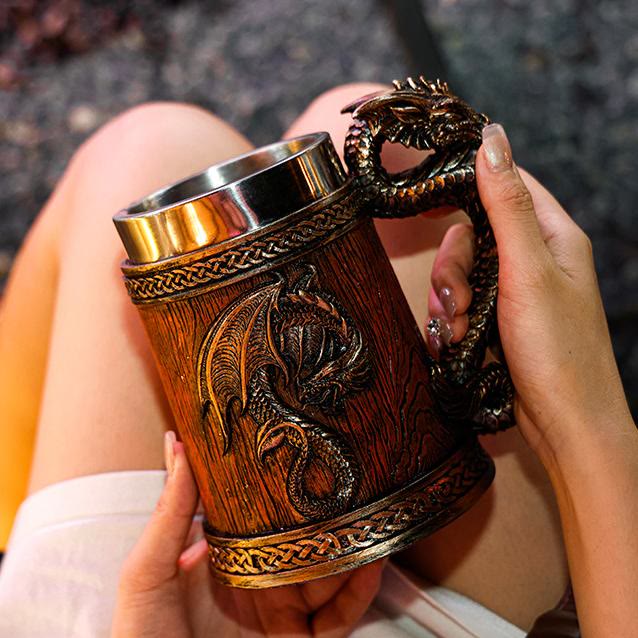 WorldNordischer mythischer Drache Tasse