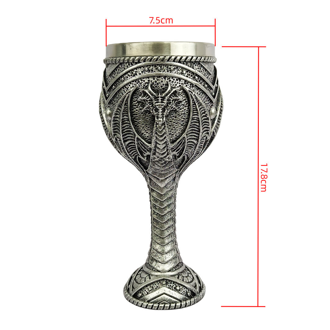 WorldNorse Kelch aus Kunstharz mit fliegendem Drachen