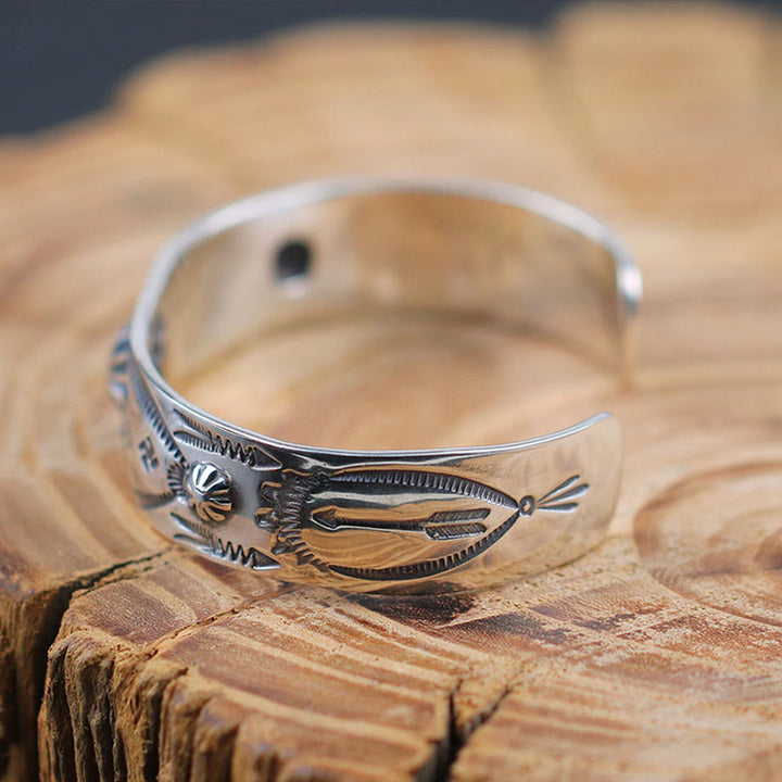 WorldNorse handgefertigtes Armband aus 925er Silber mit gestempeltem Stammesmotiv - image 6