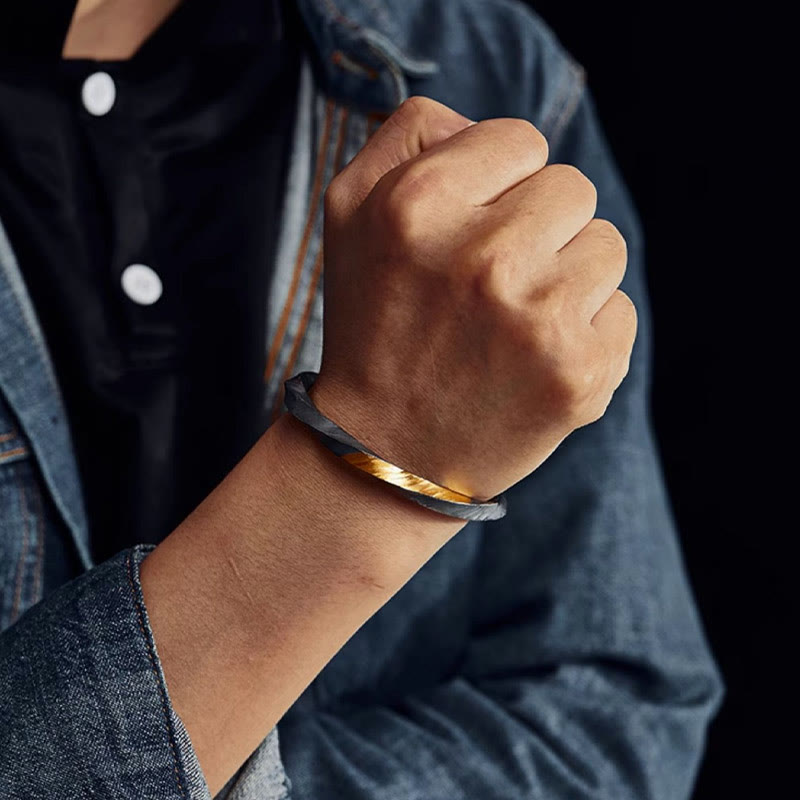 WorldNorse Armband aus 999er Sterlingsilber mit fließender Feuereinlage - image 1