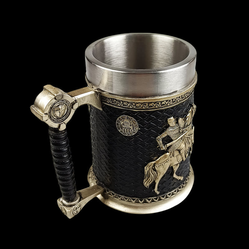 WorldNorse Mittelalterlicher Bierkrug mit Wikinger-Krieger