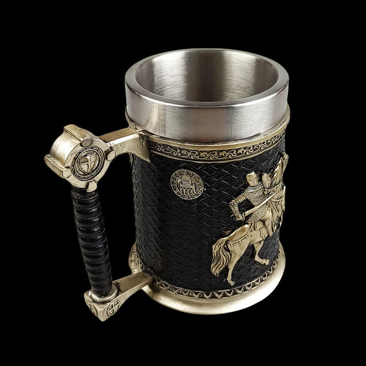 WorldNorse Mittelalterlicher Bierkrug mit Wikinger-Krieger