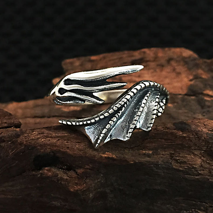 WorldNorse Gothic Verstellbarer Ring mit Drachenflügel