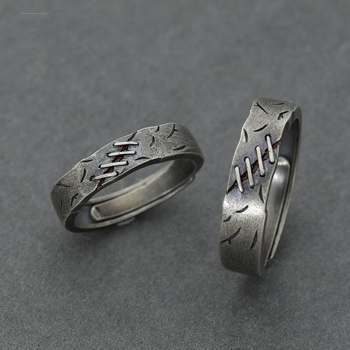 WeltNordischer Ring mit Narbenstichen
