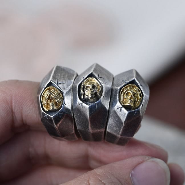 WorldNorse Cover Ohren Augen Mund Böser Totenkopf Ring