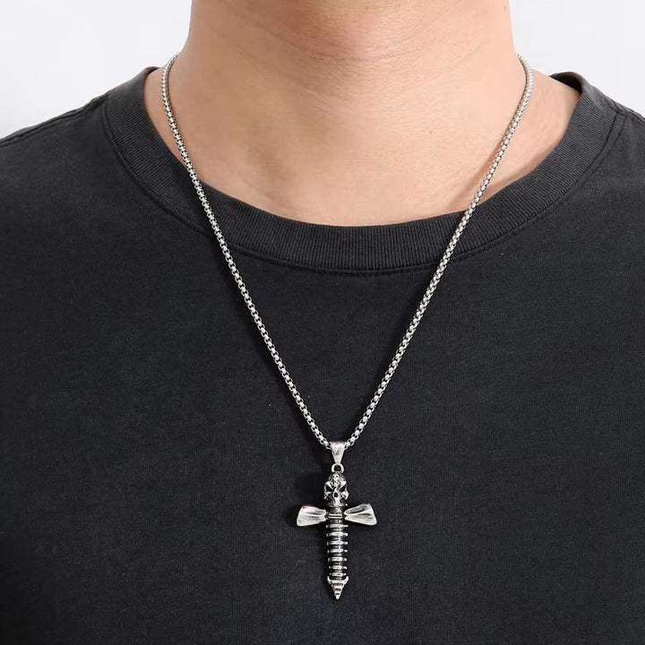 WorldNorse Halskette mit Nagelschraube und Totenkopf-Kreuz