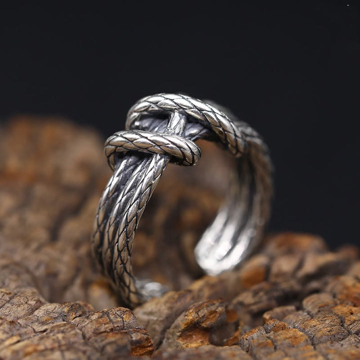 WorldNorse – Ring mit gedrehtem Seilknoten