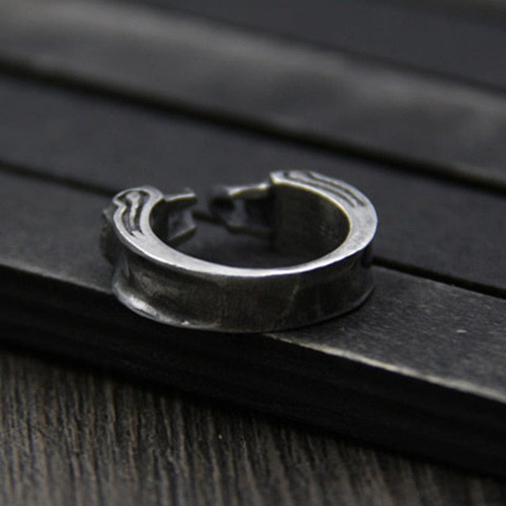 WorldNorse Punk Doppel-Totenkopf-offener Ring