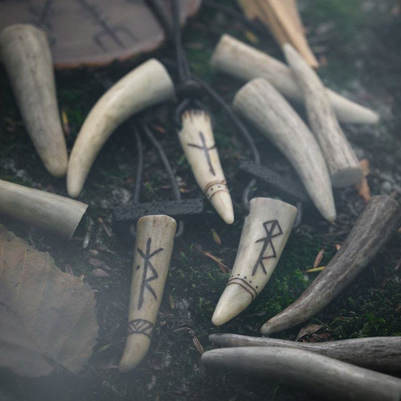 WorldNorse Viking Schutz BindRune Geweih Anhänger - image 3