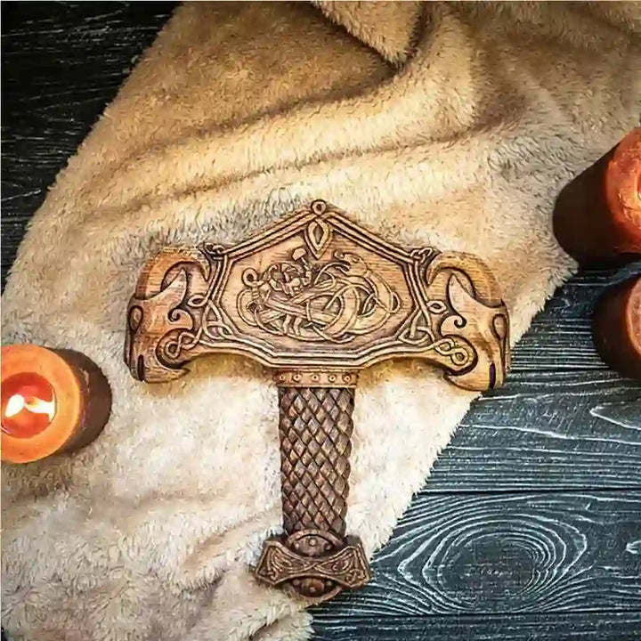 WorldNorse Viking Thor Hammer Mjölnir Harzskulptur