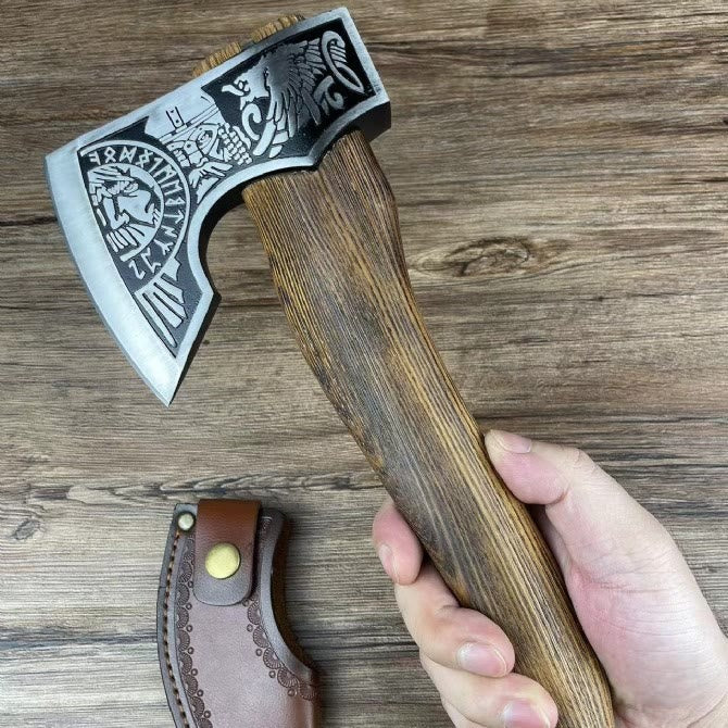 WorldNorse Geätzte nordische Symbole, handgefertigte Wikinger-Streitaxt