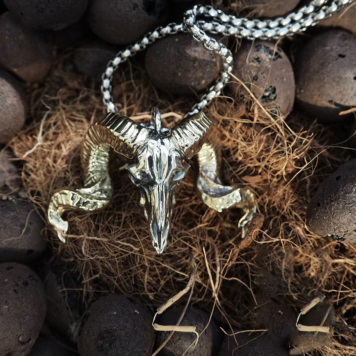 WorldNorse Halskette mit Schafskopf aus handgefertigtem 925er Silber - image 3