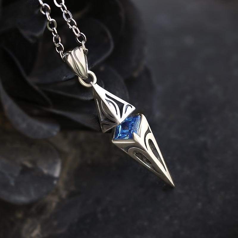 WorldNorse Halskette mit Saphir-Anhänger „North Star Guidance“ - image 2