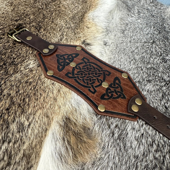 WorldNorse Retro-Armreif aus Leder mit Wikinger-Runen - image 12