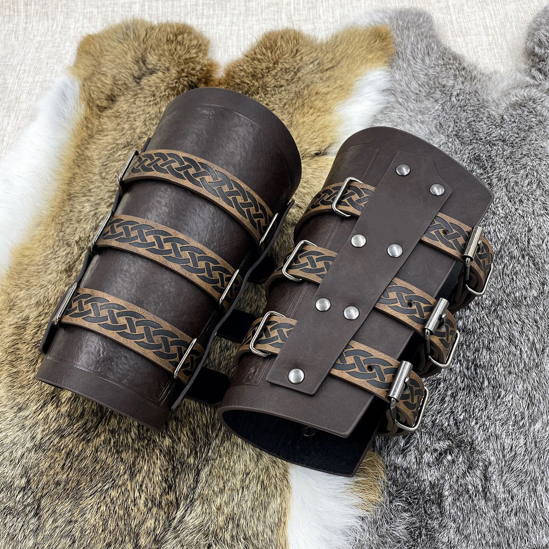 WorldNorse Keltischer Knoten Ritter Drei-Riemen-Armband Armschienen