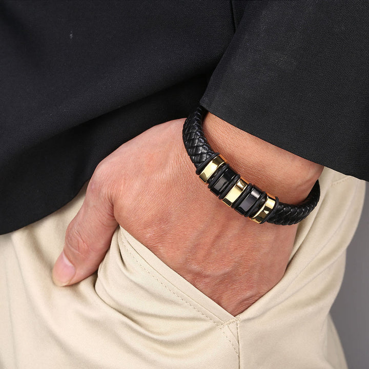 WorldNorse Schwarzes geflochtenes Lederarmband - image 3