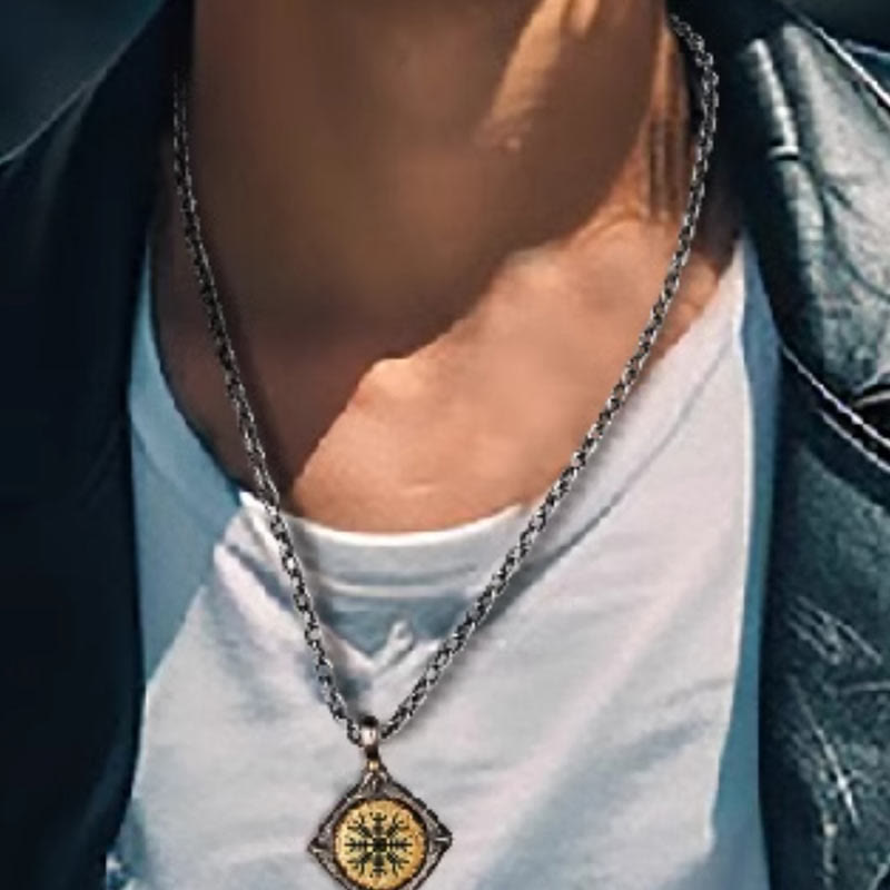 WorldNorse Halskette „Helm der Ehrfurcht“ aus 925er Sterlingsilber - image 1