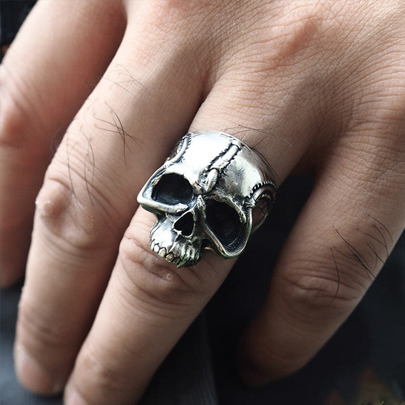 WorldNorse Ring mit Totenkopf-Motiv in Schlangenform, handgefertigtes 925er Silber - image 3