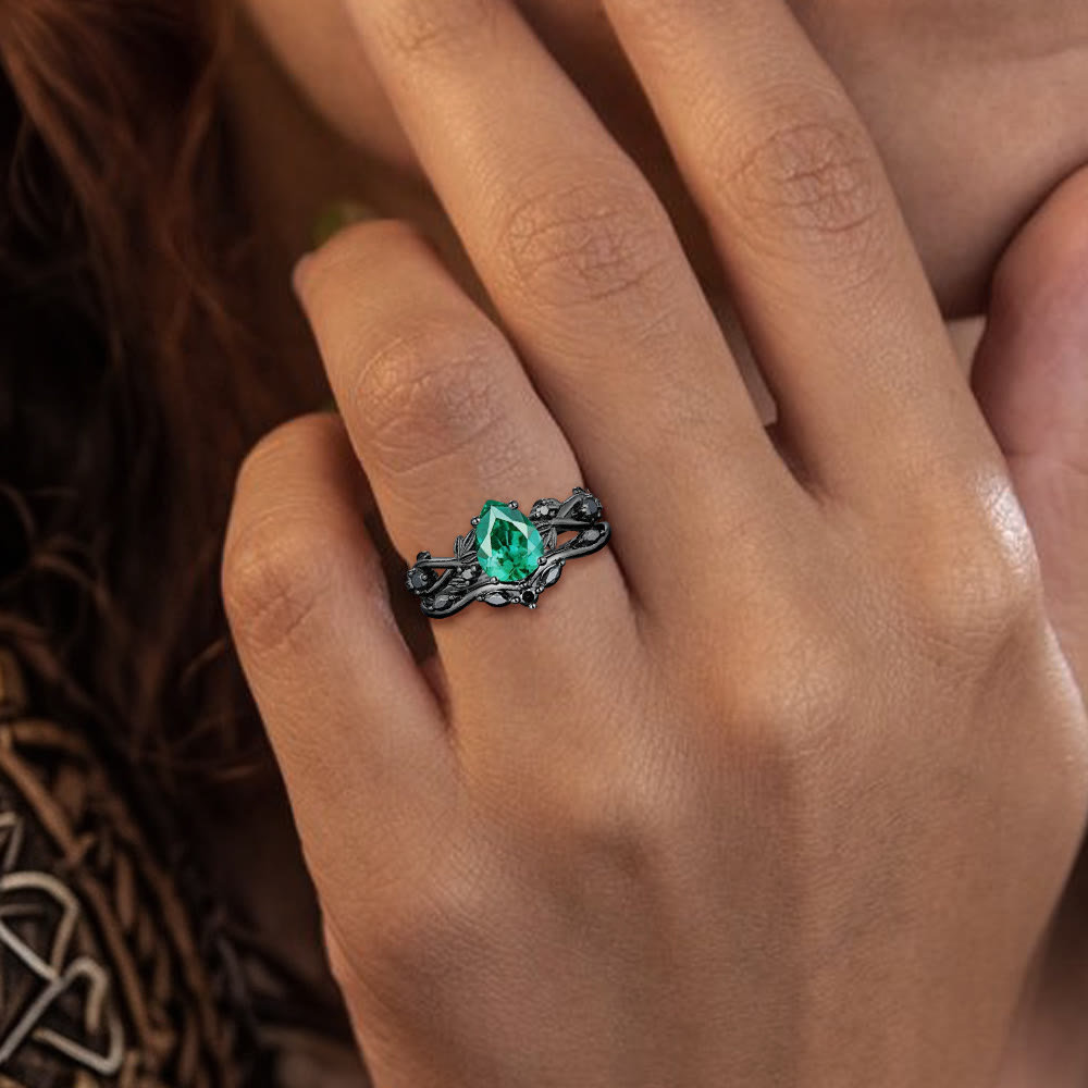 WorldNorse Zweiteiliges Ringset Mit Yggdrasil Tropfen - image 17