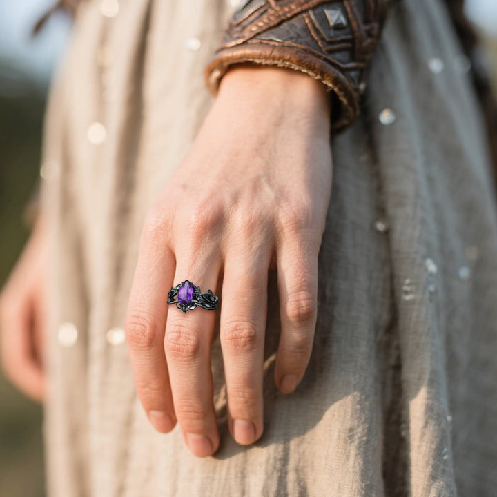 WorldNorse Zweiteiliges Ringset Mit Yggdrasil Tropfen - image 6