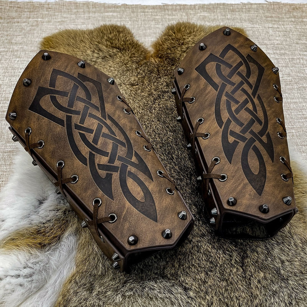 WorldNorse Armschienen mit Schnürung, Wikinger-Krieger, Eimer-Spikes - Klinge - Braun - image 0