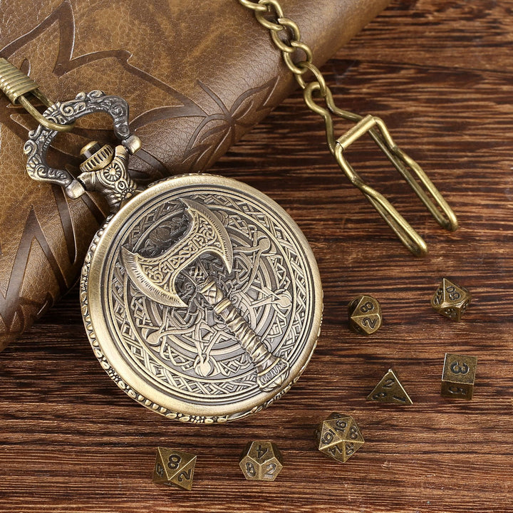 WorldNorse Wikinger Axt, dreidimensionale Würfel-Hüftkette - image 1