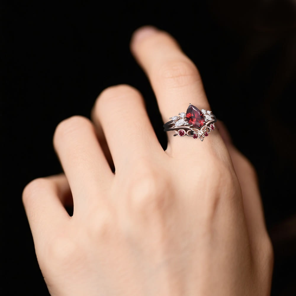 WorldNorse Königin Schmetterlingskrone Granatring - image 1