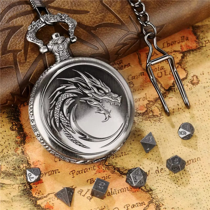 WorldNorse Nordischer Drache , Taillenkette - Taschenuhrgehäuse + Kette + Würfel - Silber - image 6