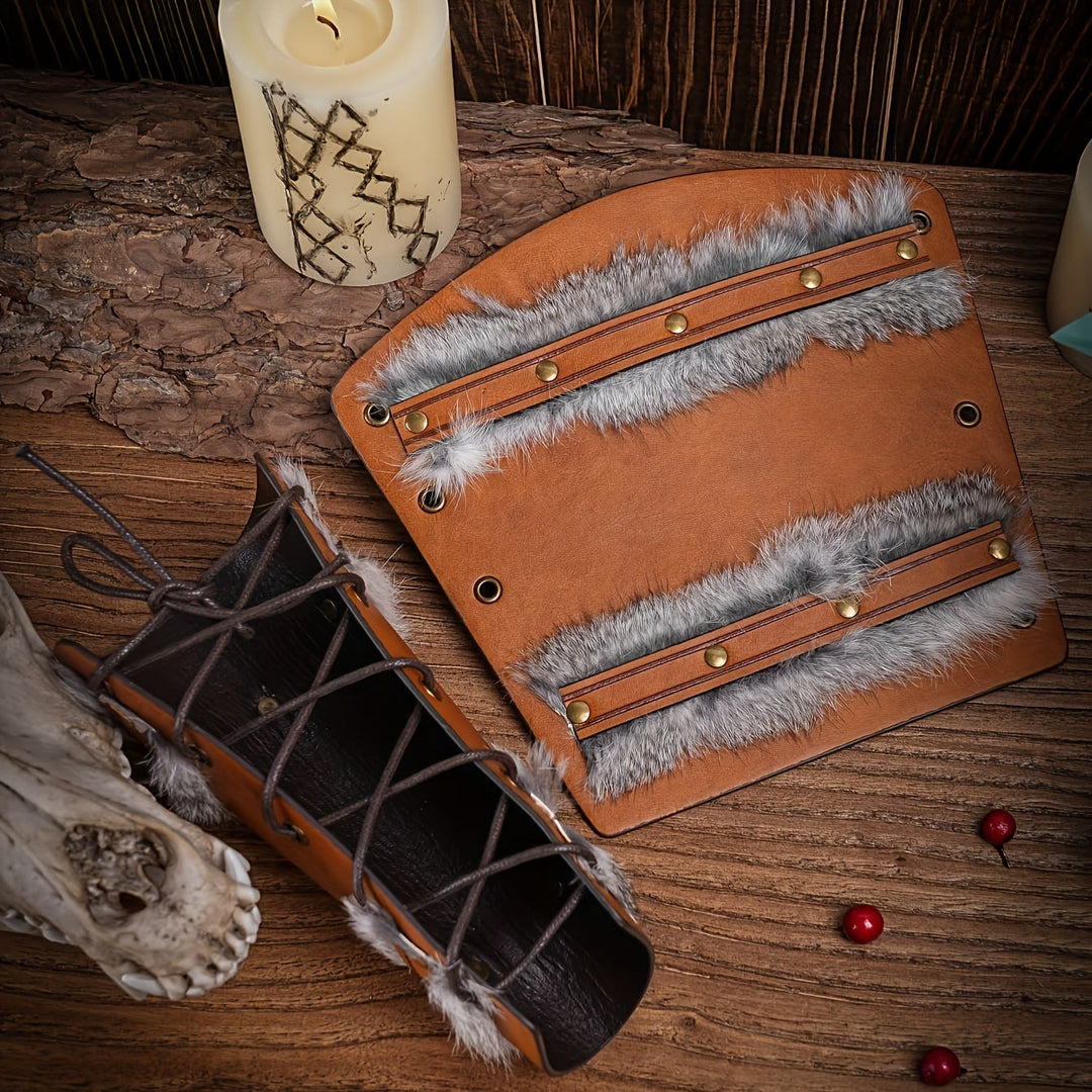 WorldNorse Mittelalterliche Ritter-Armschienen aus Leder mit Pelzbesatz - image 2