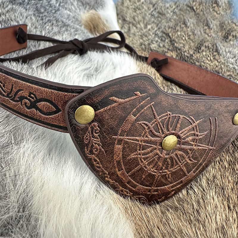WorldNorse Wikinger-Kompass-Augenklappe aus geprägtem Leder - image 8