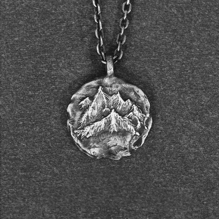 WorldNorse Handgefertigtes 999 Silber Gothic Berg Halskette - Mit 55 cm langer Diamantkette - NEIN DANKE - image 2
