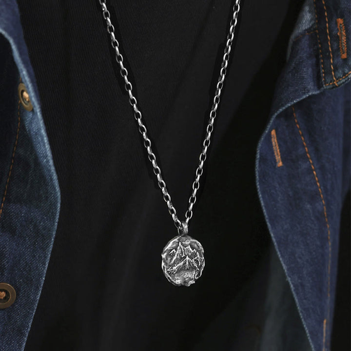 WorldNorse Handgefertigtes 999 Silber Gothic Berg Halskette - image 1