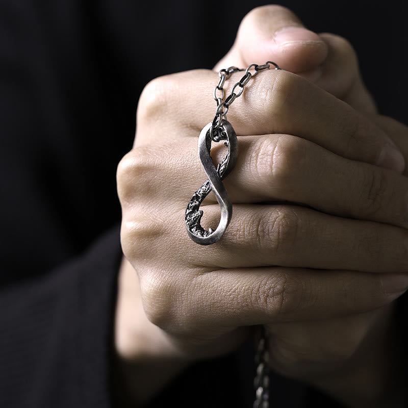 WorldNorse Handgefertigtes Halskette mit Infinity-Bergmotiv, 999 Silber - image 2