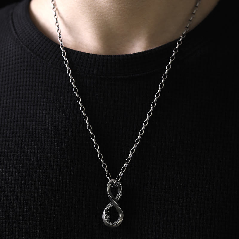 WorldNorse Handgefertigtes Halskette mit Infinity-Bergmotiv, 999 Silber - image 1