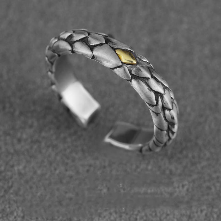 WorldNorse Ring aus handgefertigtem 925er Silber mit eingelegten Schlangenschuppen - Silberweiß - Groß - NEIN DANKE - image 3