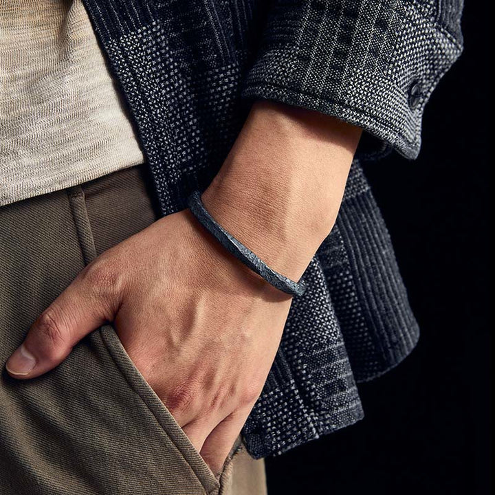 WorldNorse 999 Sterling Silber dunkel strukturiertes, gedrehtes Armband mit Goldbesatz - image 1